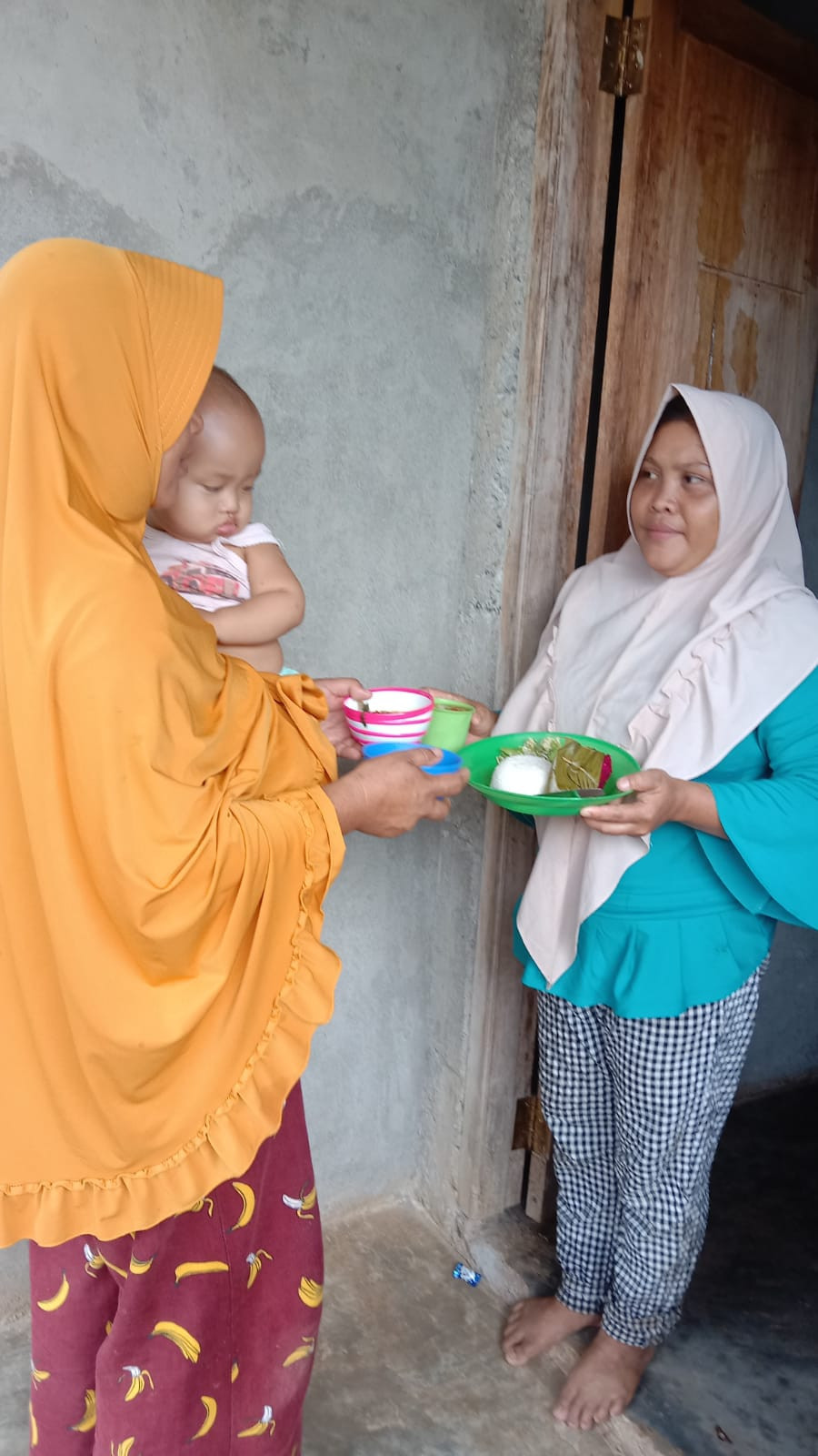 Praktik baik dapur sehat atasi stunting (DASHAT) Kampung KB desa Pancur Mas Kader Anita Sari