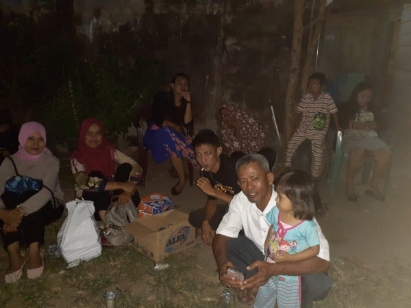 nobar bersama kabid Dalduk, ketua kampung KB Mabes dan PKB Mabes serta warga sekitar kampung KB Mabes