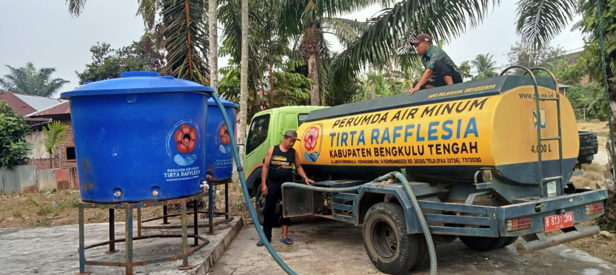 Sinergitas TNI, PEMDA dan PEMDES, 12 Ton air bersih akan didistribusikan di Desa Pondok Kelapa