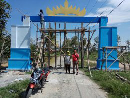 pembangunan Gapura Kampung KB desa Waysari