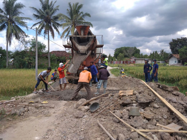 Pengecoran Gorong-gorong jalan 