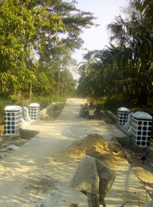 PEMBANGUNAN JALAN COR BETON DUSUN III