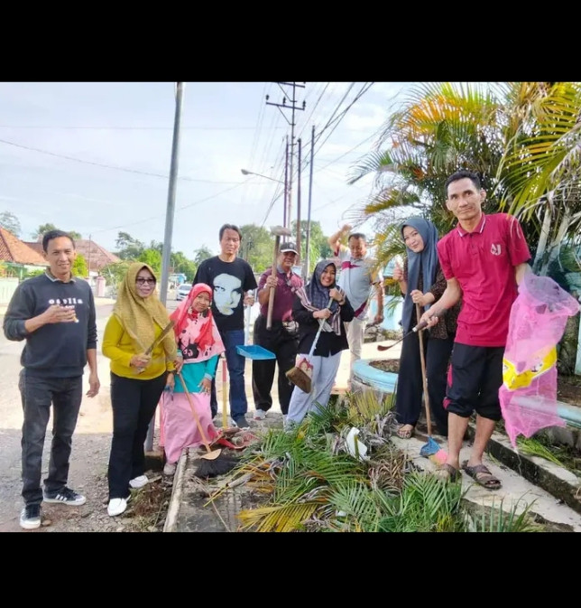 GOTONG ROYONG WARGA DESA