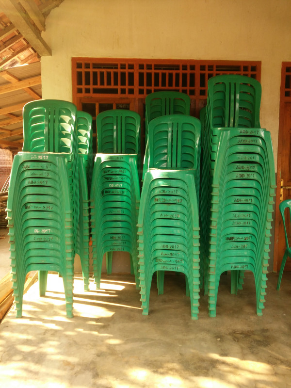 Kursi yang ada pada Bumdes Desa Buring kencana