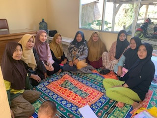 Melaksanakan  pendampingan pada kelas ibu hamil