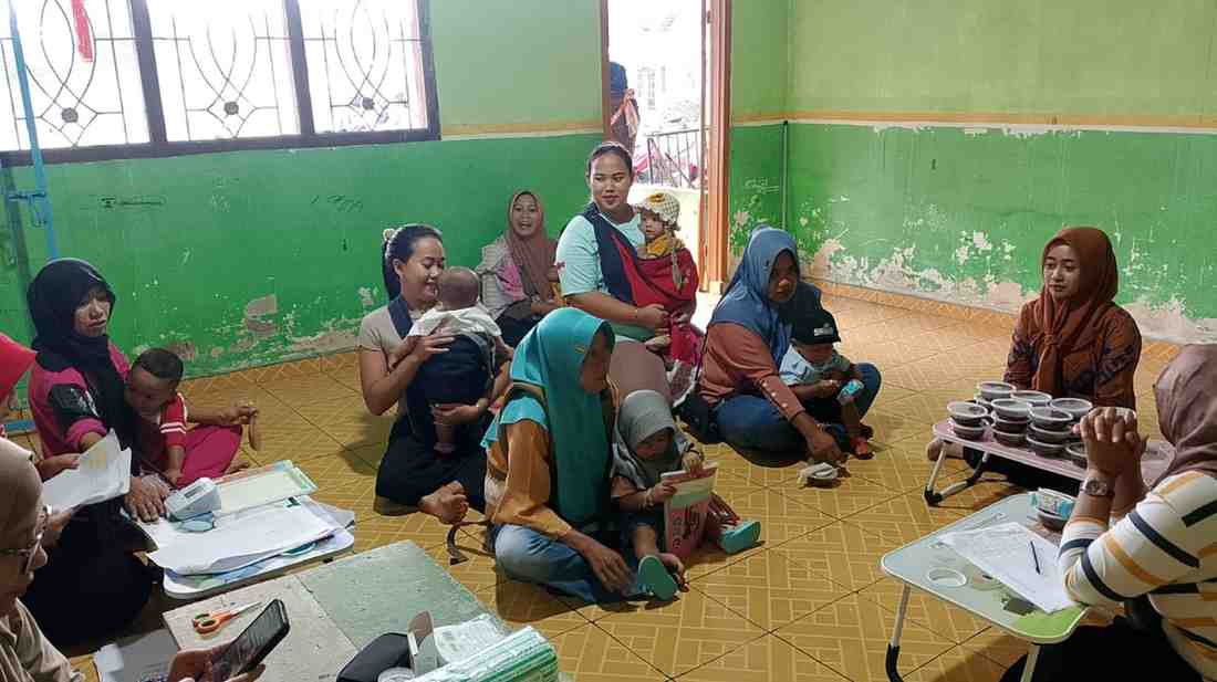 PEMBERIAN MAKANAN TAMBAHAN DAN GIZI BALITA