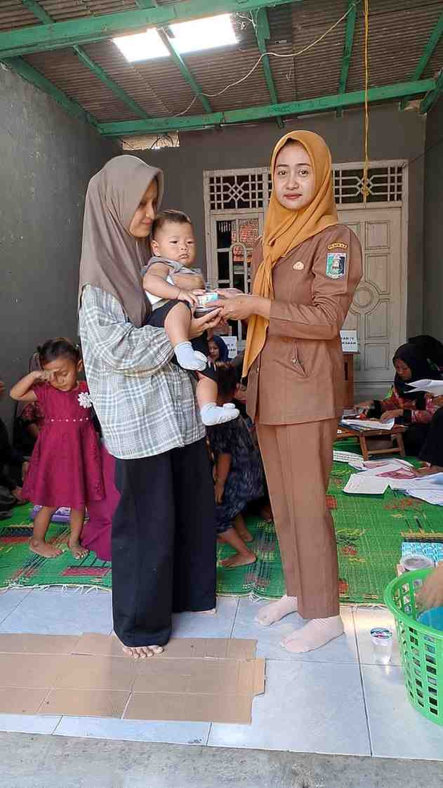 PEMBERIAN MAKANAN TAMBAHAN DAN GIZI BALITA