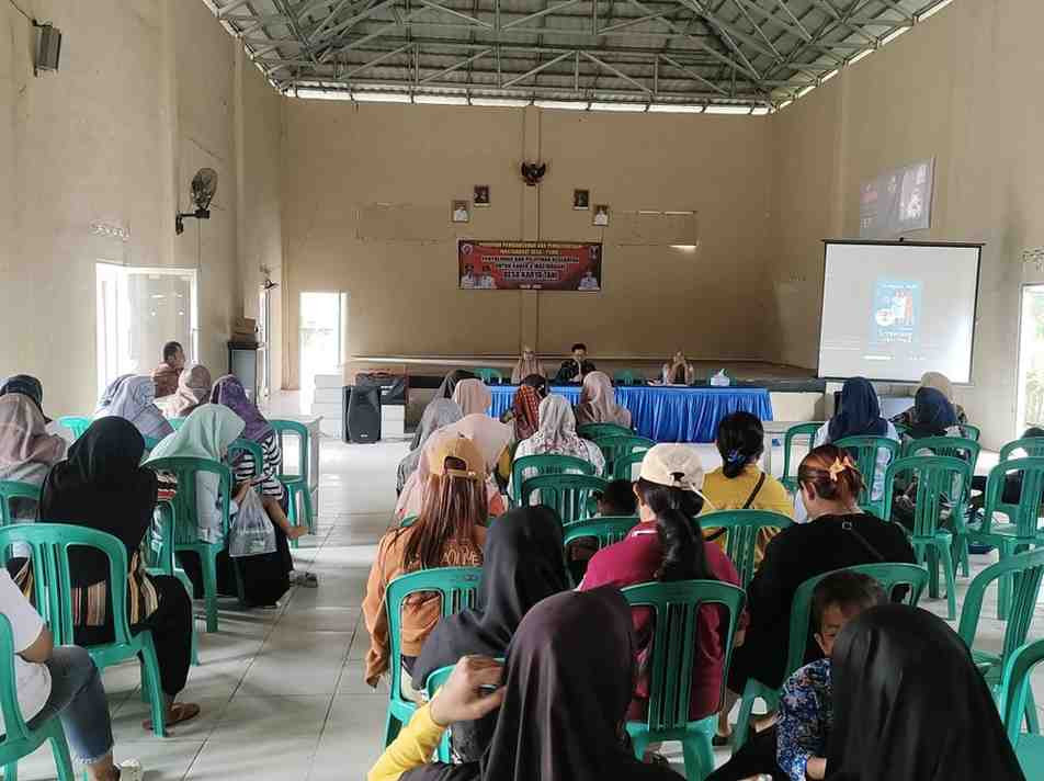 PENYULUHAN DAN PELATIHAN KESEHATAN UNTUK KADER DAN MASYARAKAT DESA KARYA TANI
