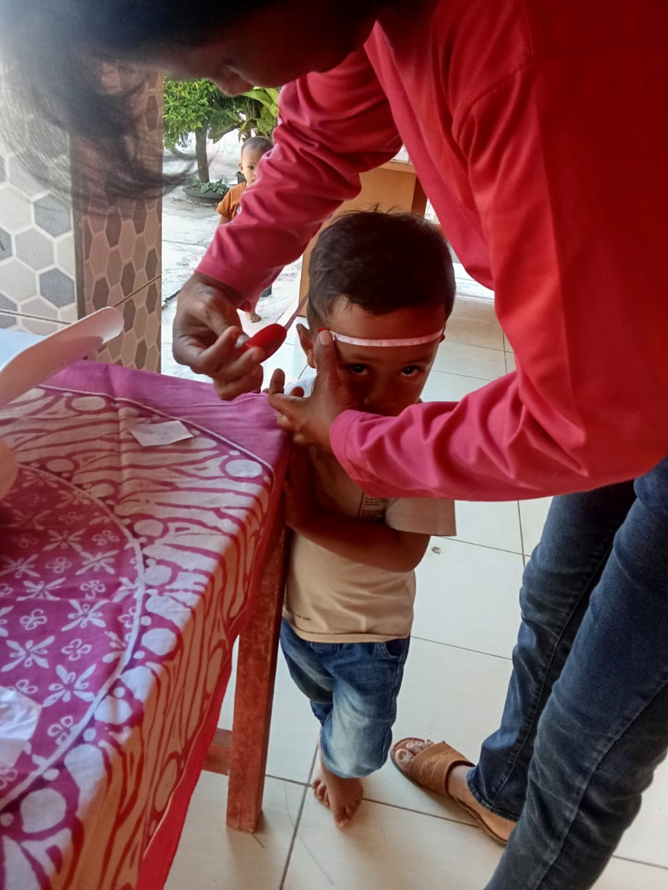 Pengukuran lingkar kepala