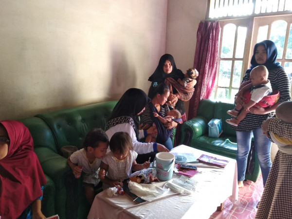 Posyandu Dahlia diadakan di rumah kader Sub PPKBD Dusun Bogorejo 3