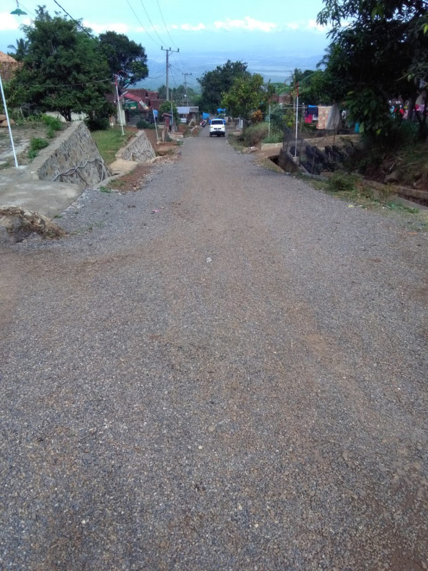 perbaikan jalan utama desa margodadi