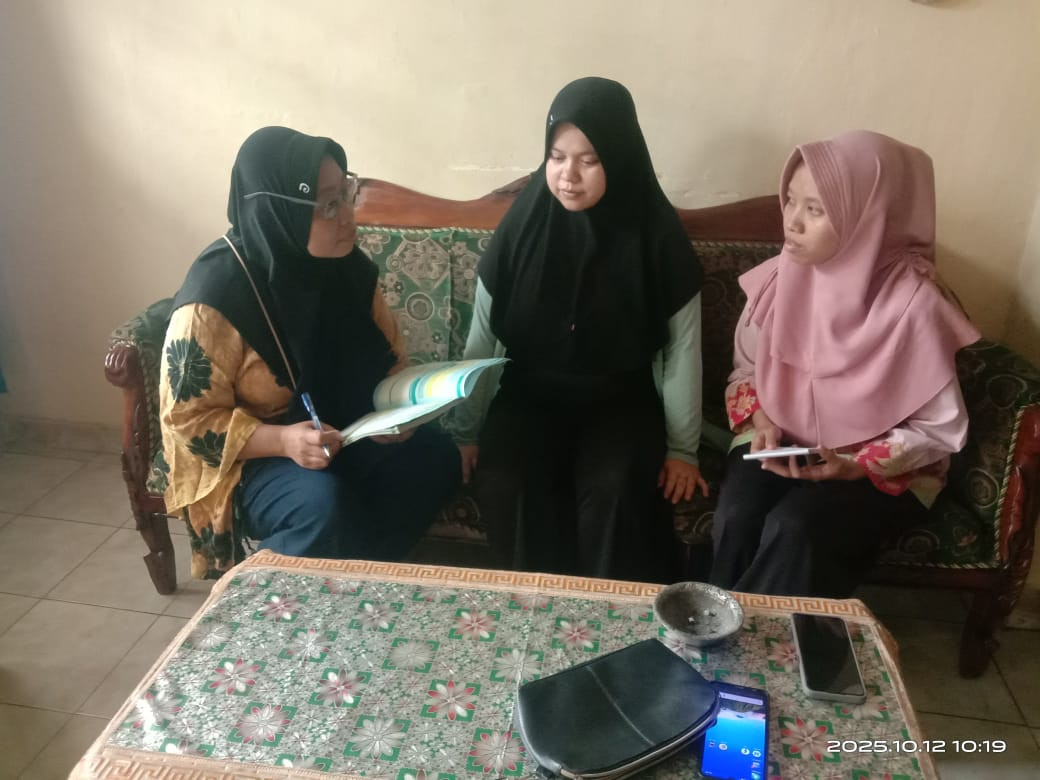 TPK Kelurahan Penengahan Tim 2 melakukan pendampingan kepada Ibu Hamil, Pasca Persalinan, dan Baduta Oktober 2025