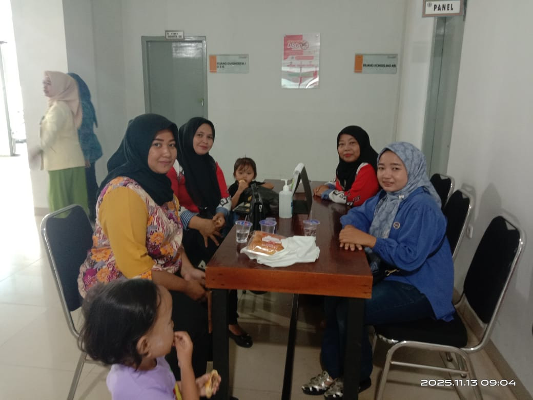 Sub ppkbd mengantarkan akseptor untuk mendapatkan pelayanan KB