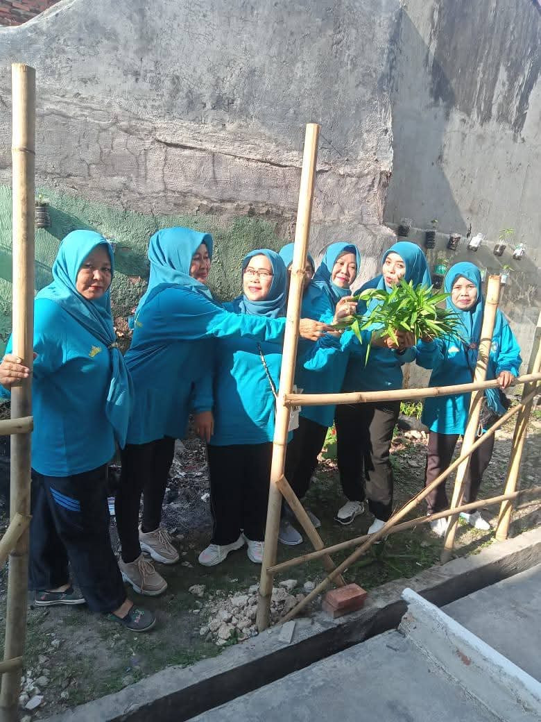 Kegiatan bersih bersih