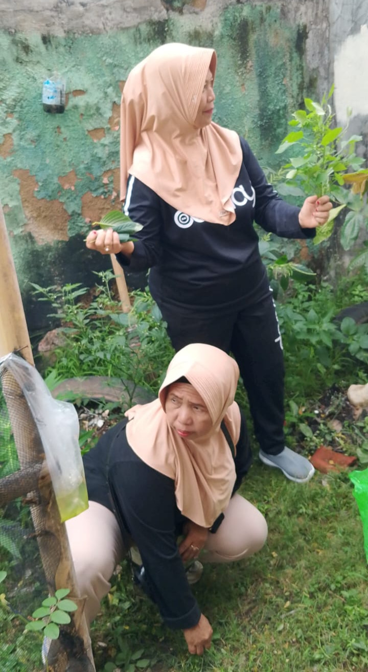 Kegiatan bersih-bersih