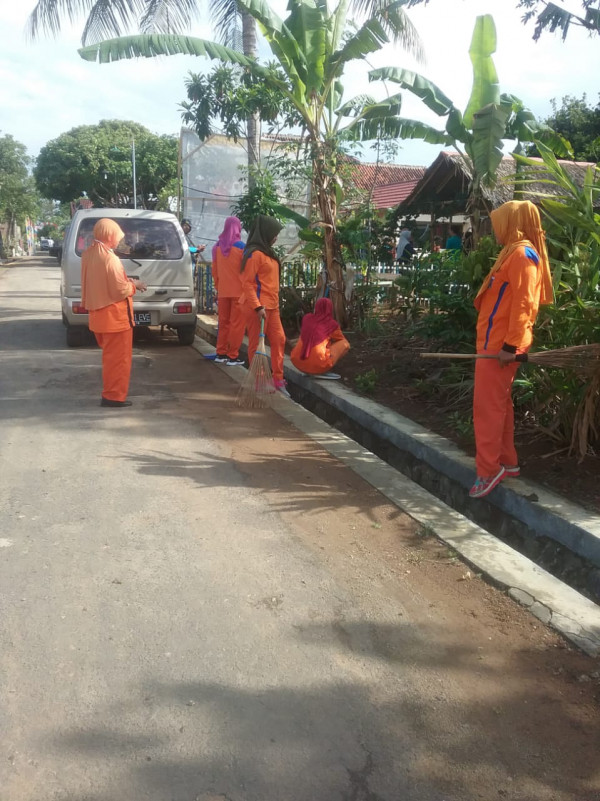 Tim Jumat bersih wanita