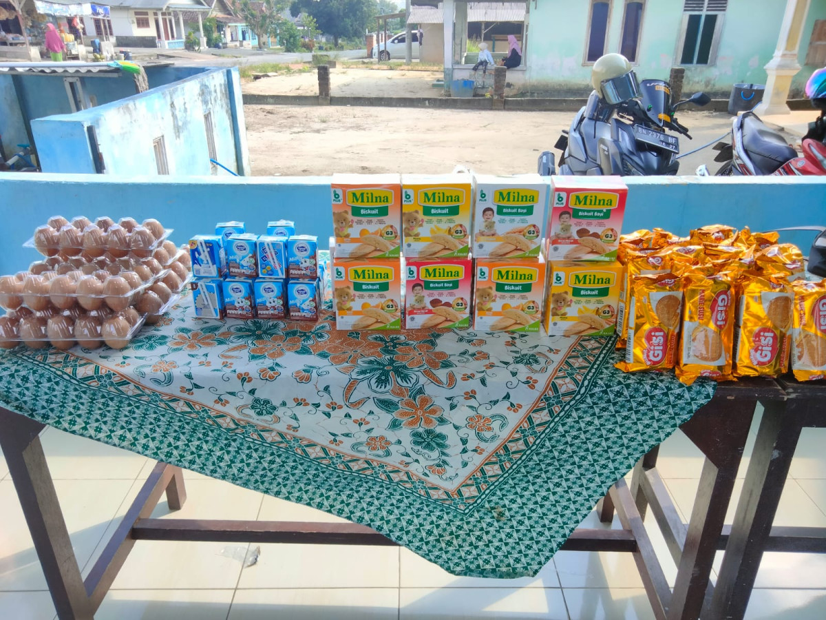 Pemberian Makanan Tambahan (PMT) dan Peduli Gizi Bersama Posyandu Desa Air Anyir olh PT. PJB Service Unit Bangka Belitungg