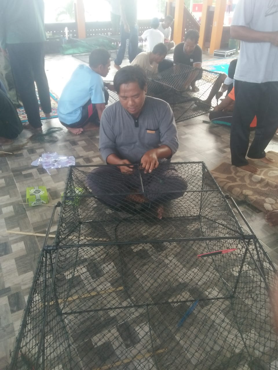 pembuatan alat tangkap ikan