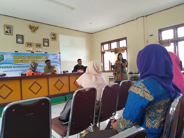 Kegiatan Lokakarya Mini Tingkat Kecamatan di Kampung KB dan Dalam Rangka pembahasan Kegiatan di Kamping KB