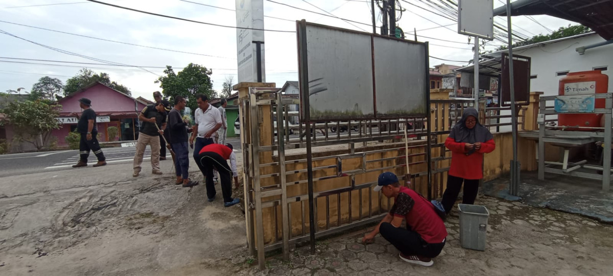 KEGIATAN GOTONG ROYONG