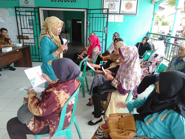 INTEGRASI KAMPUNG KB LOPAN SOSIALISASI IVA TEST OLEH PUSKESMAS PANGKALBALAM