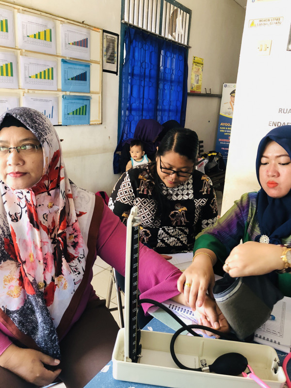 Pelayanan kb dlm rangka bakti ibi di pustu lontong pancur