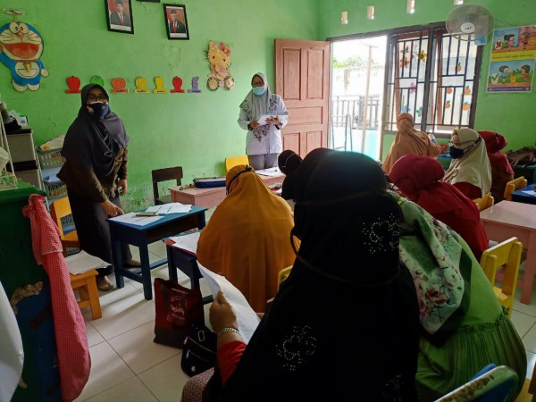 Pembinaan kader imp kampung kb lopan oleh plkb