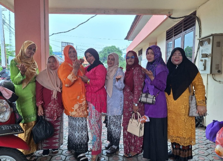 Silahturahmi acara nganggung pkk kecamatan pangkal balam dalam memperingati hari ibu