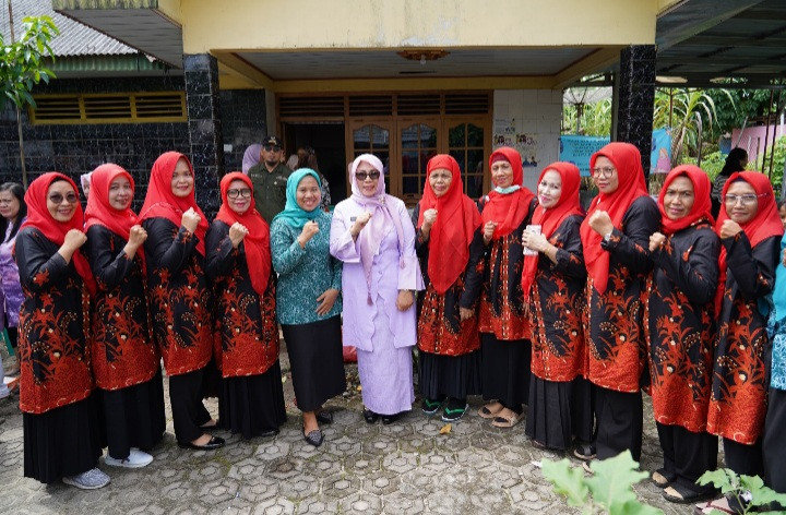 Intervensi serentak pencegahan stunting kota pangkal pinang diposyandu kamboja kelurahan lontong pancur dan BKB Anggrek bulan