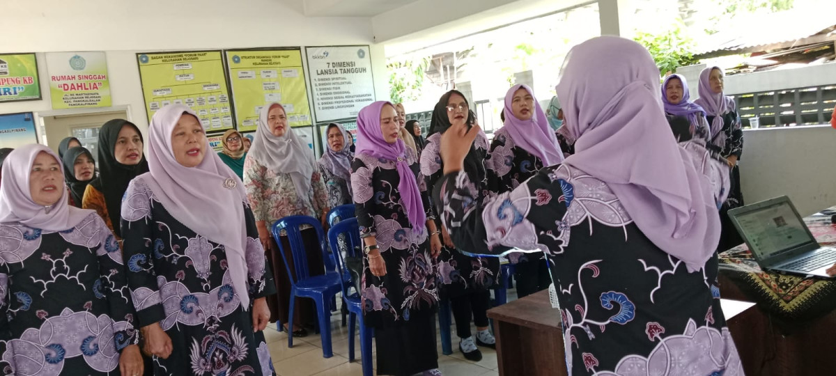 kegiatan rapat bulanan kecamatan