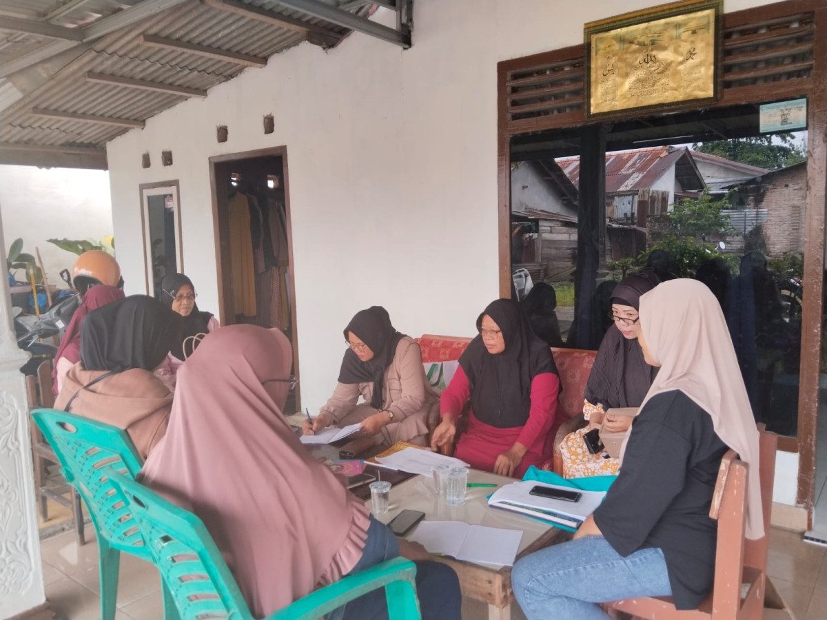 kegiatan belajar bersama kader posyandu dalam menghadapi test uji kompetensi kader posyandu kelurahan lontong pancur