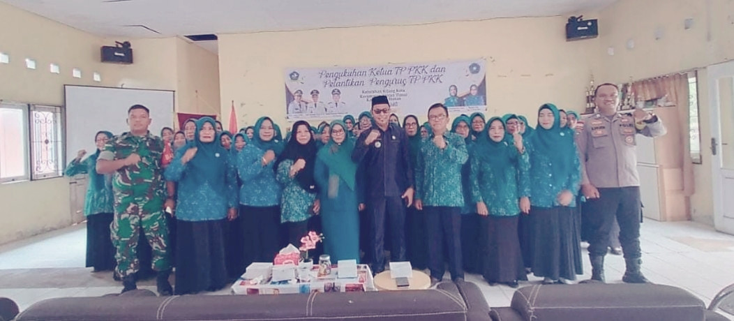 Pengukuhan KETUA TP PKK dan pelantikan pengurus TP PKK KIJANG KOTA