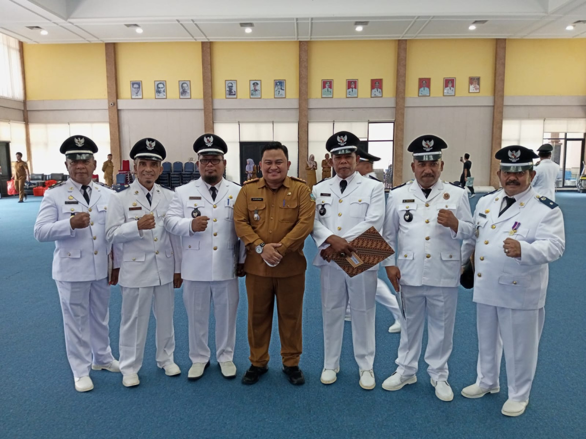 PENGUKUHAN TAMBAHAN MASA JABATAN KADES SELAMA 2 TAHUN