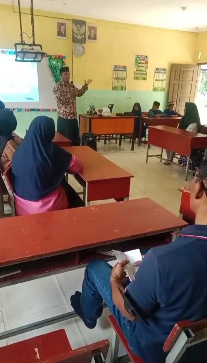 sosialisasi cara penanganan kenakalan remaja dan mempromosikan sekolah Ibnu katsir di sebong lago