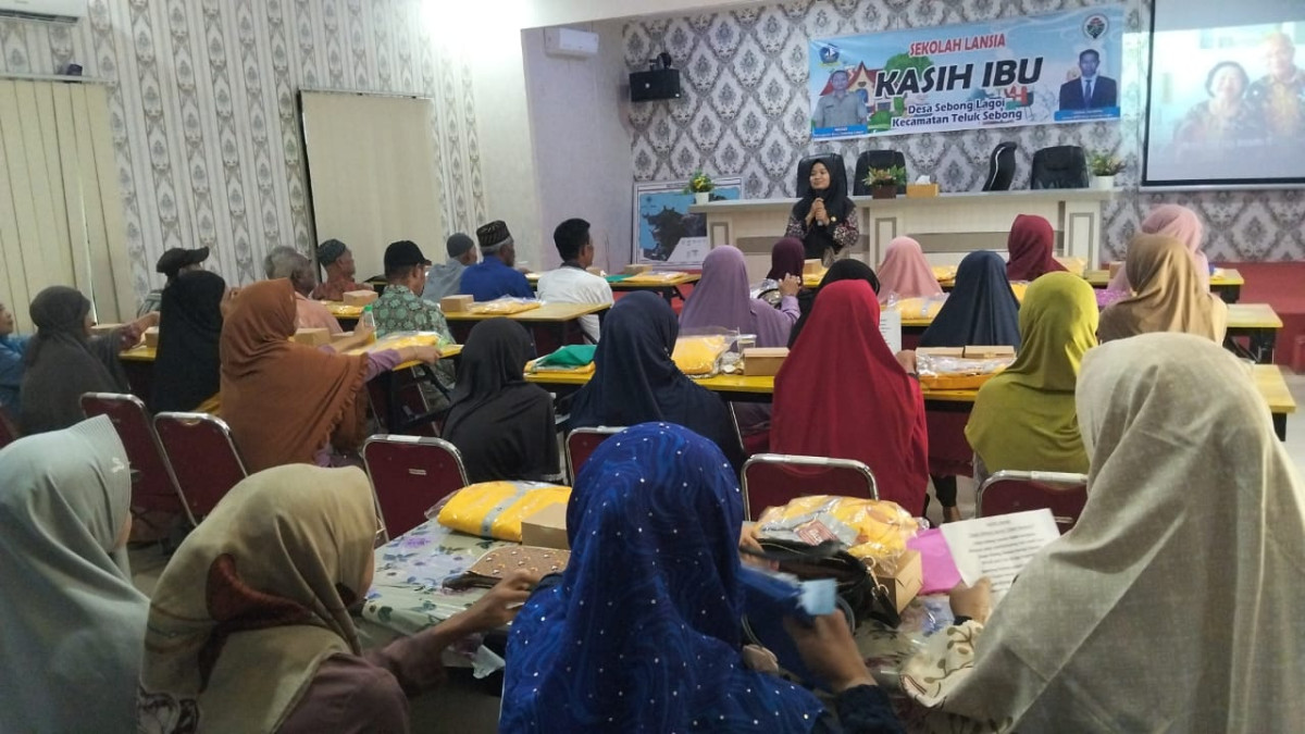 pertemuan hari ke empat mata kuliah lansia (Siraman Rohani)