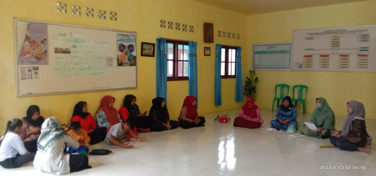 Penyuluhan Bina Keluarga Remaja BKR Desa Tanjung
