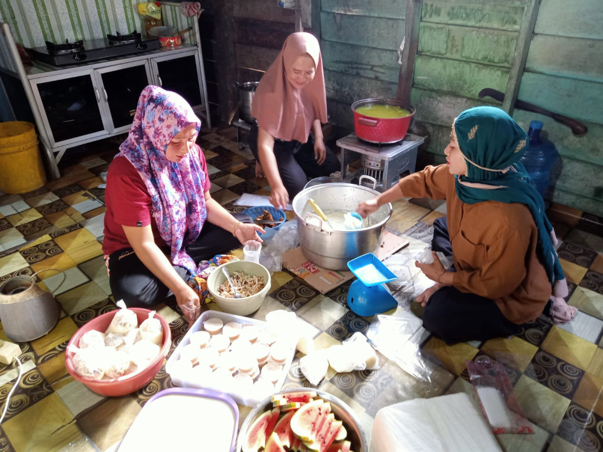 #Makanan Tambahan Lansia di Posyandu Melati Desa Tanjung