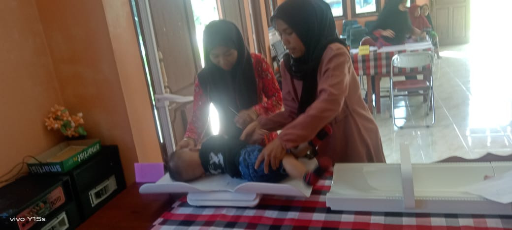 POSYANDU BALITA BULAN APRIL