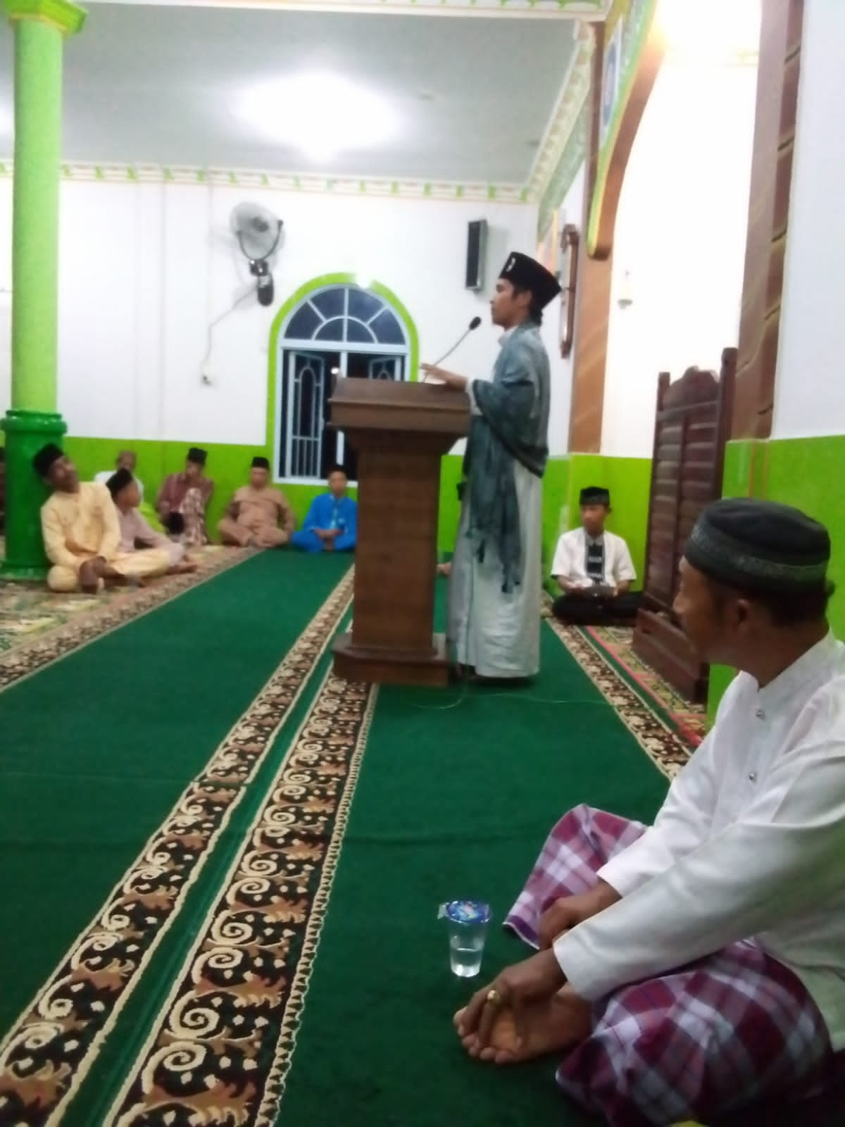 Ceramah agama memperingati maulid nabi muhammad SAW.
