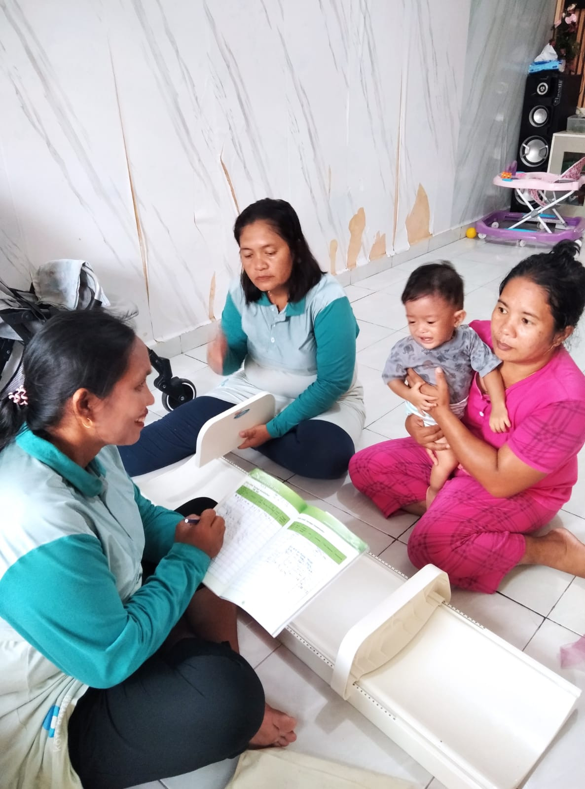 SWIPPING KADER POSYANDU KE ANAK BALITA