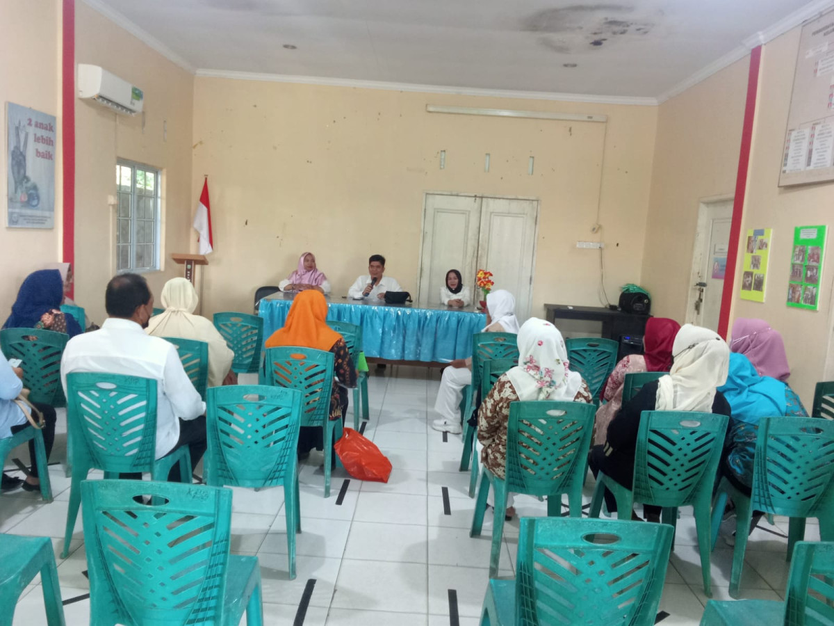 Rapat Pokja Kp.KB untuk membahas rencana kegiatan yang akan dilaksanakan di kampung KB  Buas Ganas