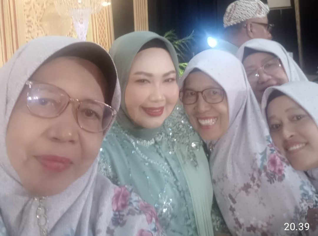 Pengurus kp kb bergaya