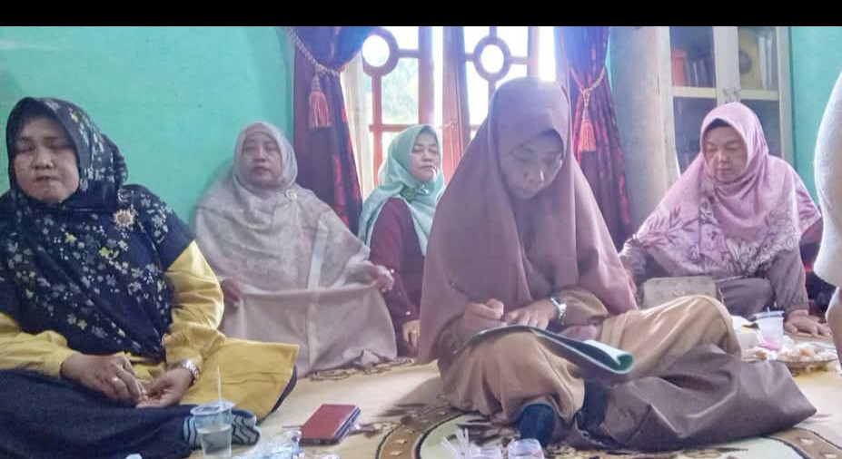 Pertemuan pengurus bkmt kecamatan