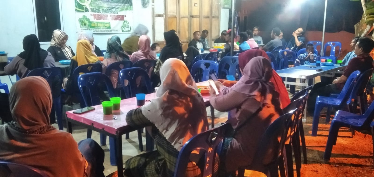 Rapat pengurus untuk acara agustusan