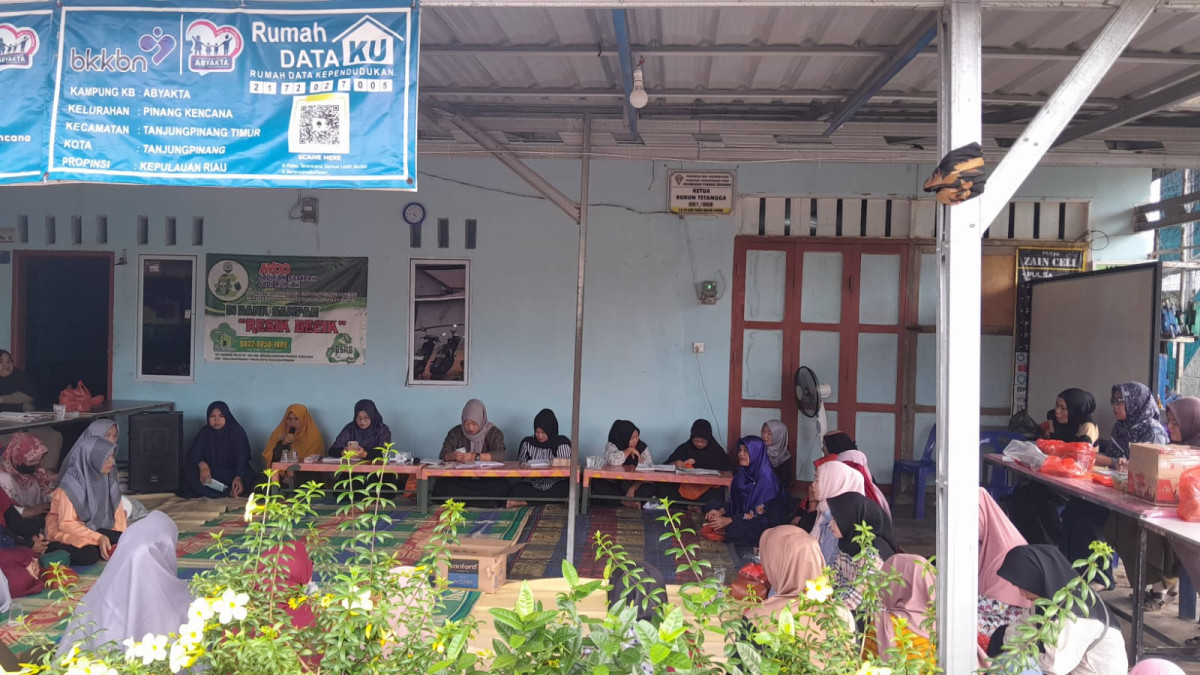 Pertemuan Ibu-ibu PKK Kampung Karang Rejo Rt 01