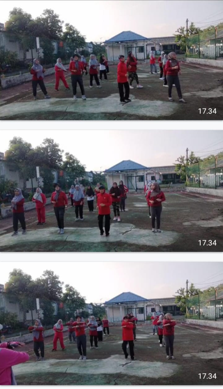 Ibu-ibu Perumahan Bukit Raya Mengadakan Senam Pagi KJS Setiap Minggu pagi Untuk Meningkatkan Kesehatan Fisik Dan Pentingnya Olahraga Serta Aktifitas Fisik Dalam Meningkatkan Kualitas Hidup