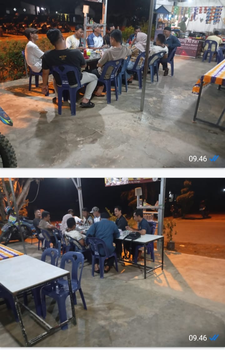 Lurah Pinang Kencana Mengadakan Pertemuan Dengan Forum Rt/Rw Untuk Menjalin Keakraban Sehingga Masyarakat Dapat Merasa Nyaman Dalam Menyampaikan Aspirasi  Sebagai Proses Pembangunan Dan Pelayanan Publik Dapat Berjalan Dg Efektif