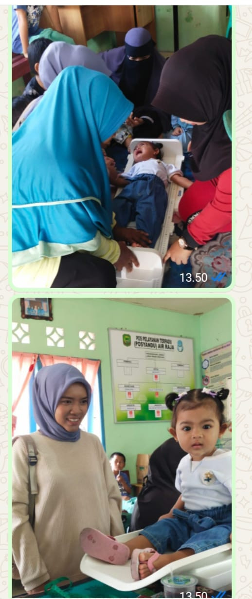 Menimbang Berat Badan Balita