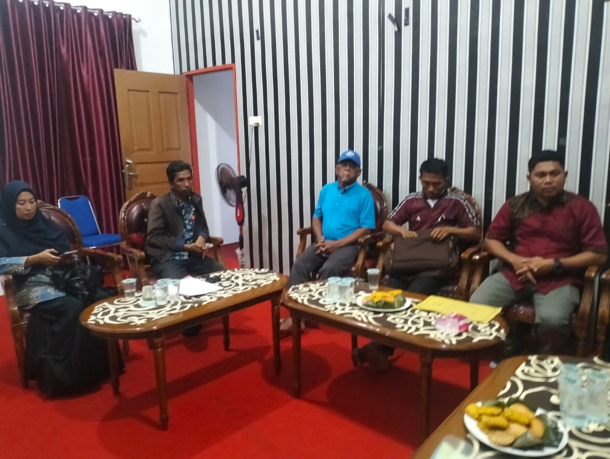 mendengar arahan dari kelurahan