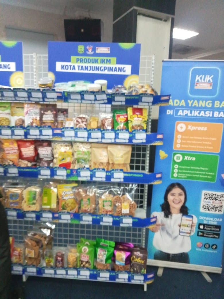 Tim Produksi Abon Kardina IKM Kelurahan Kampung Bugis Hadir Mnejadi salah satu produk yang ikut workshop & launching Produk IKM Go To Indomaret